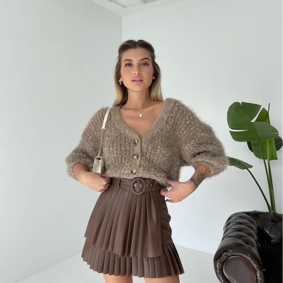 Leather skirt - Picture 4 of 4